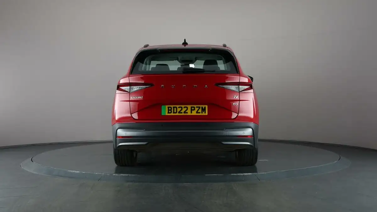 2022-skoda-enyaq-e-60-big-34