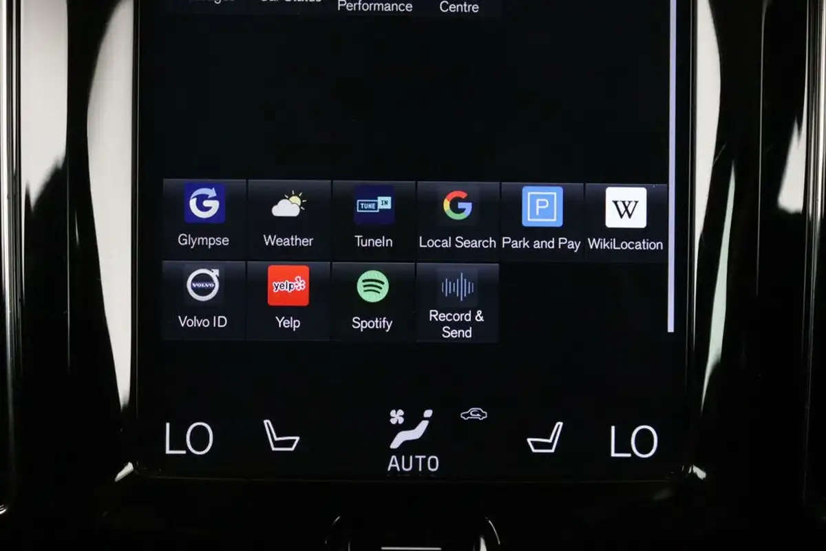 2020-volvo-xc60-20td-d4-momentum-big-32