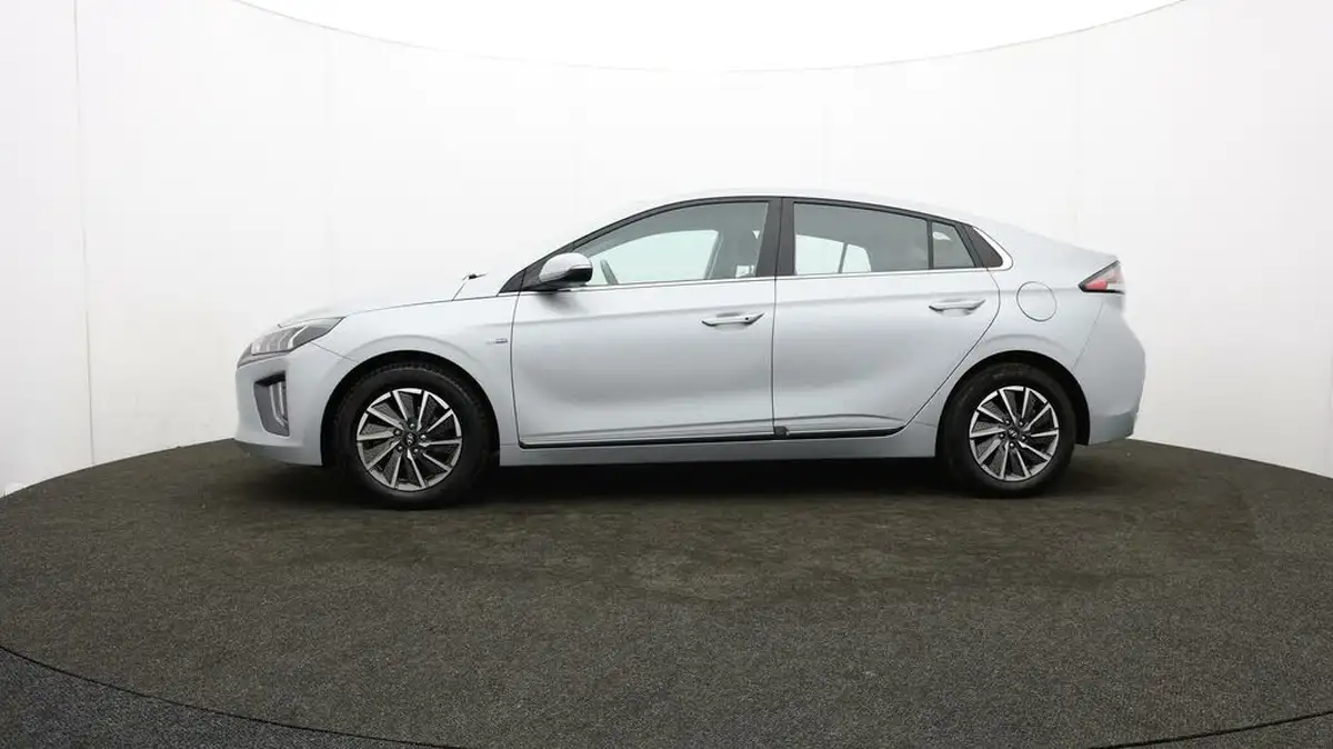 2021-hyundai-ioniq-e-premium-electric-100kw-big-67