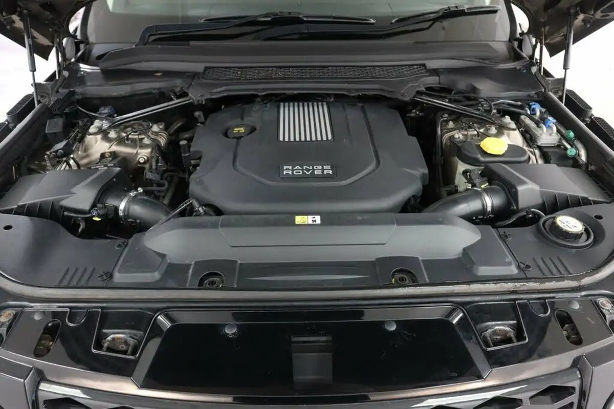 2014-land-rover-range-rover-sport-30-sd-v6-hse-dynamic-big-9