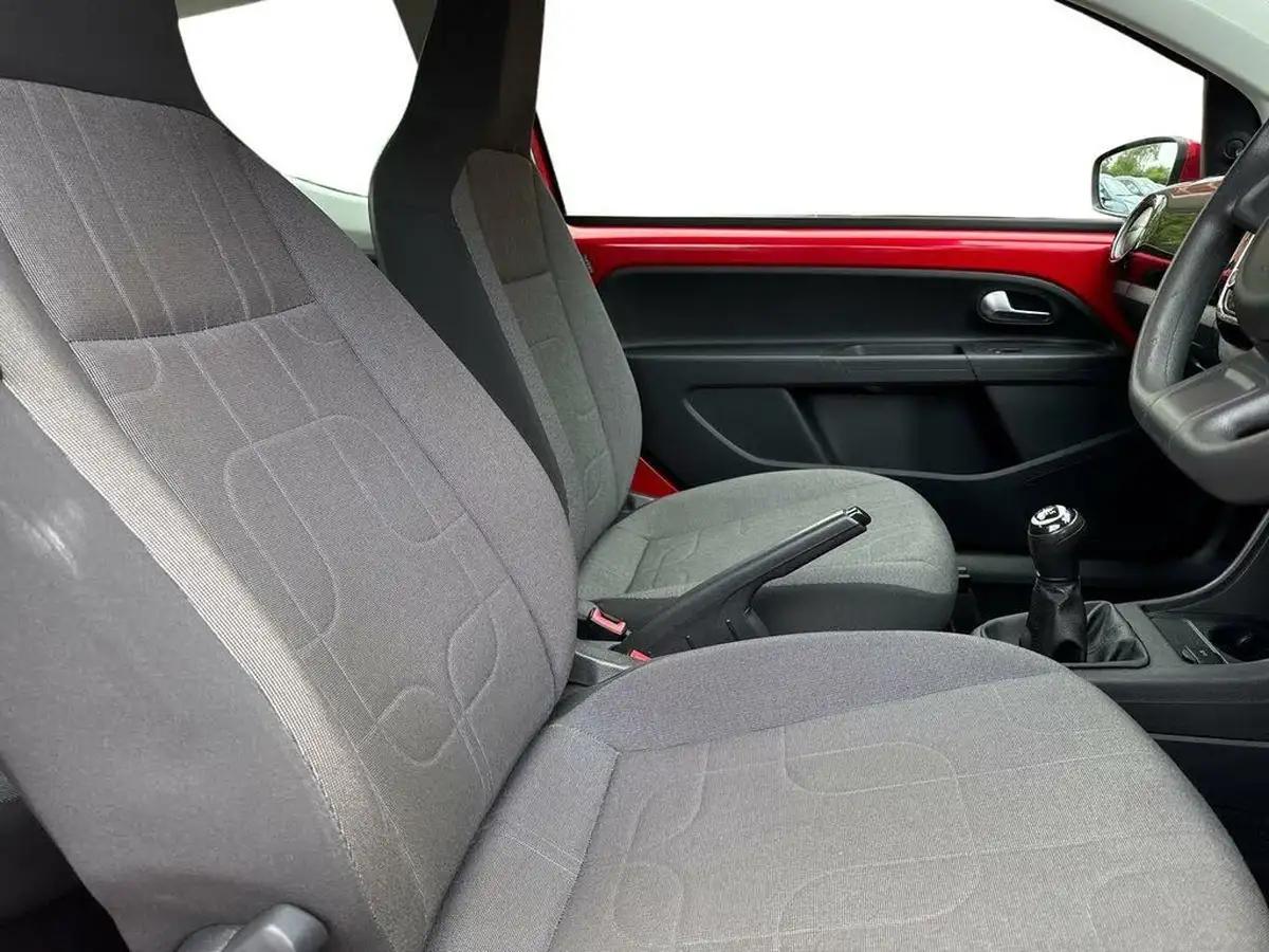 2013-volkswagen-up-10-move-up-bluemotion-tech-3d-big-15