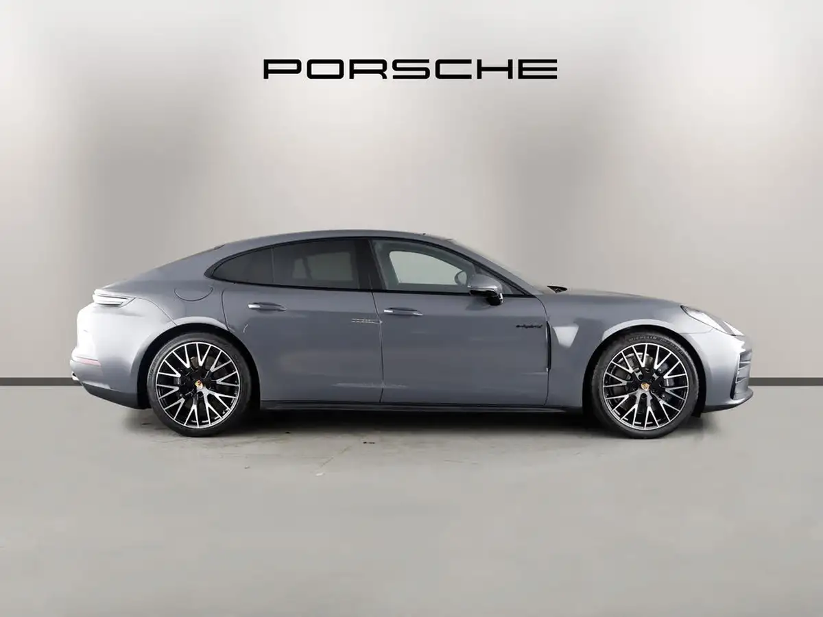 2025-porsche-panamera-30-4-e-hybrid-470ps-hatchback-big-7