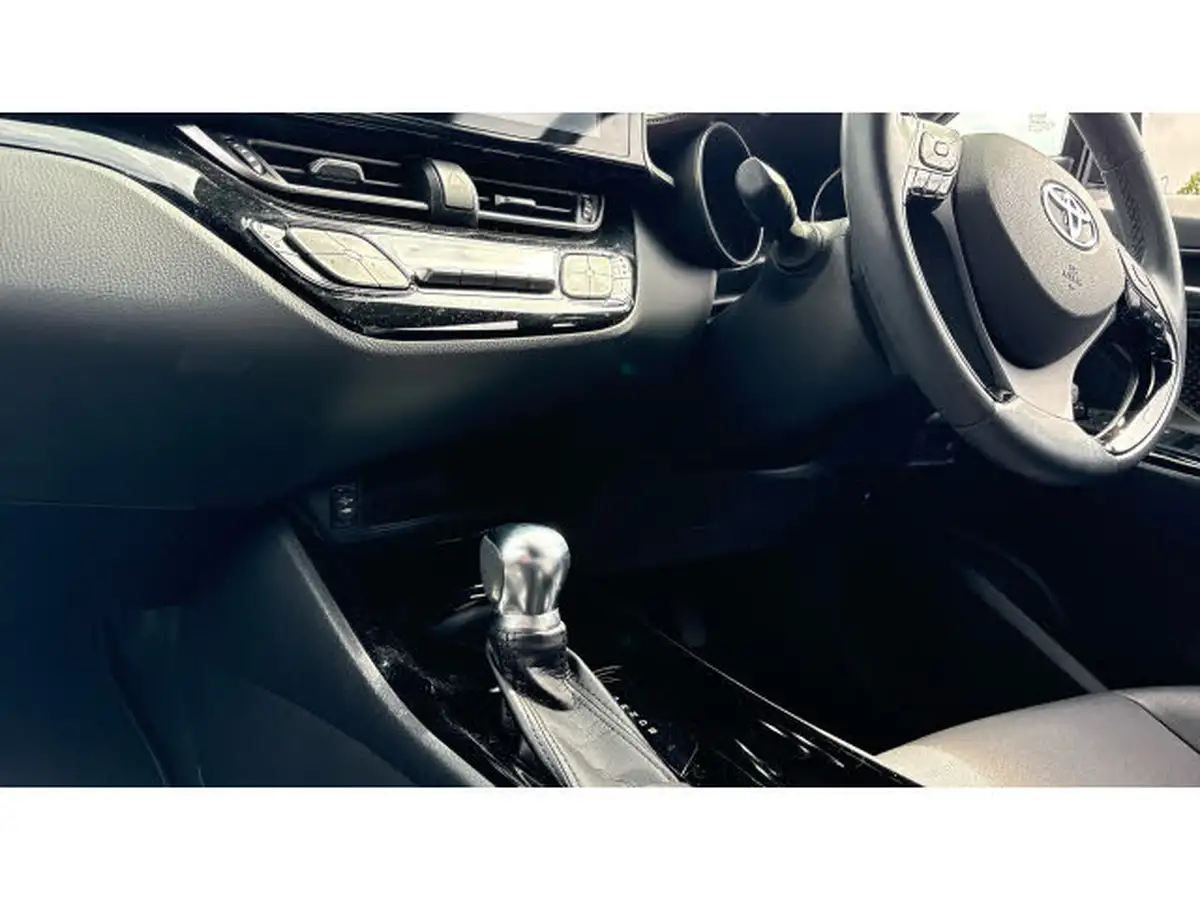 2018-toyota-c-hr-18-vvt-i-excel-big-12