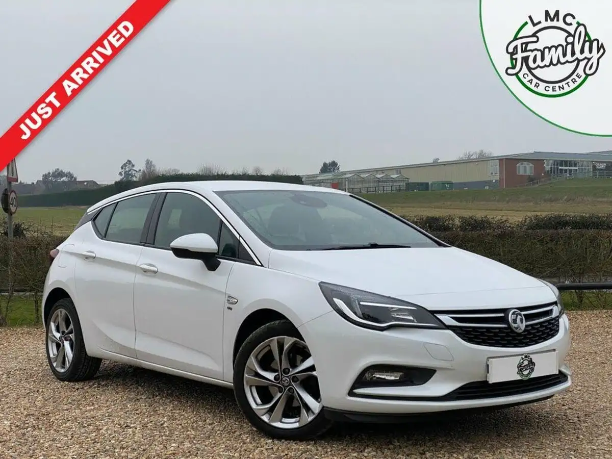 2017-vauxhall-astra-14i-16v-turbo-sri-nav-150ps-hatchback-big-0