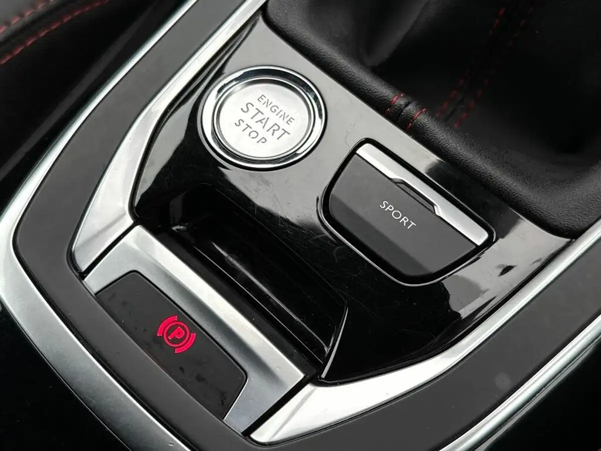 2021-peugeot-308-sw-12-puretech-gt-estate-big-28