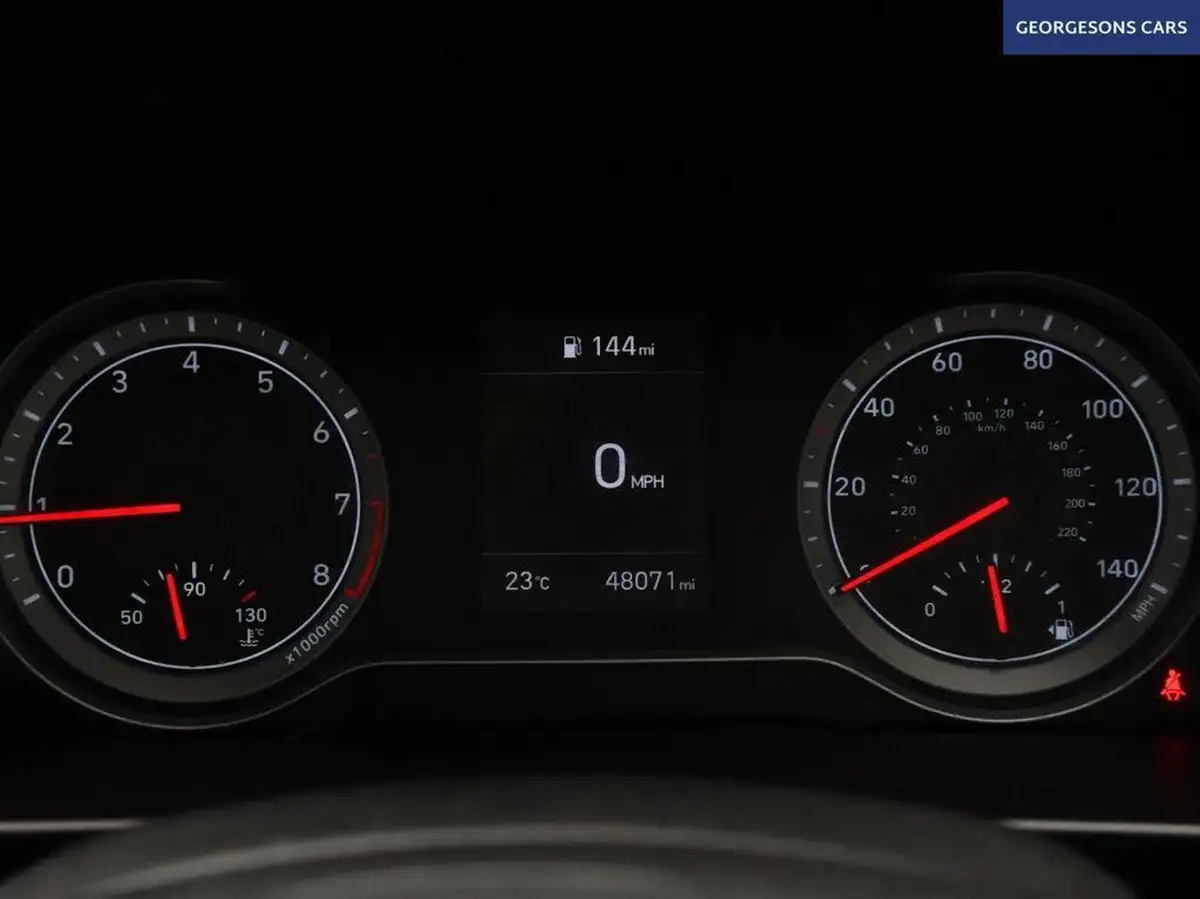 2021-hyundai-i20-10-t-gdi-element-big-24