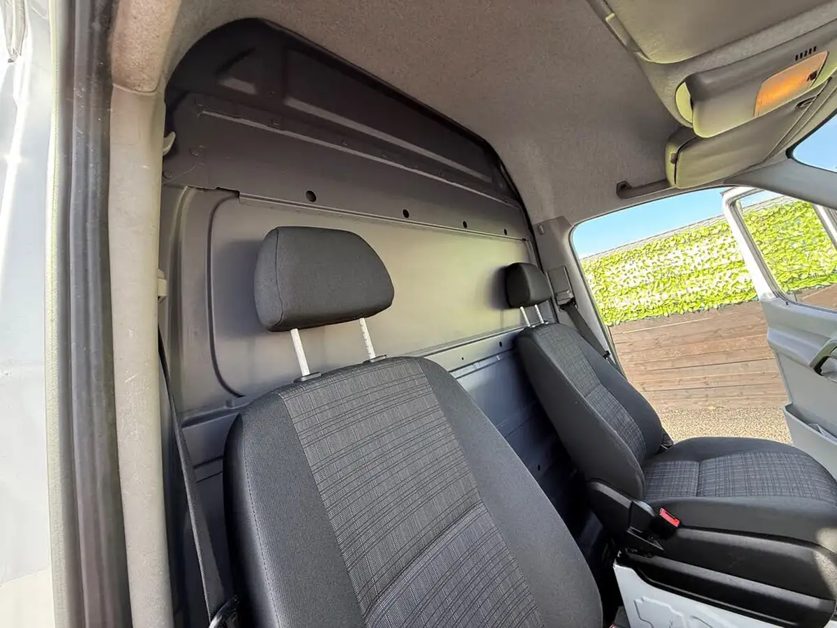 2018-mercedes-benz-sprinter-21cdi-311-swb-panel-van-big-22