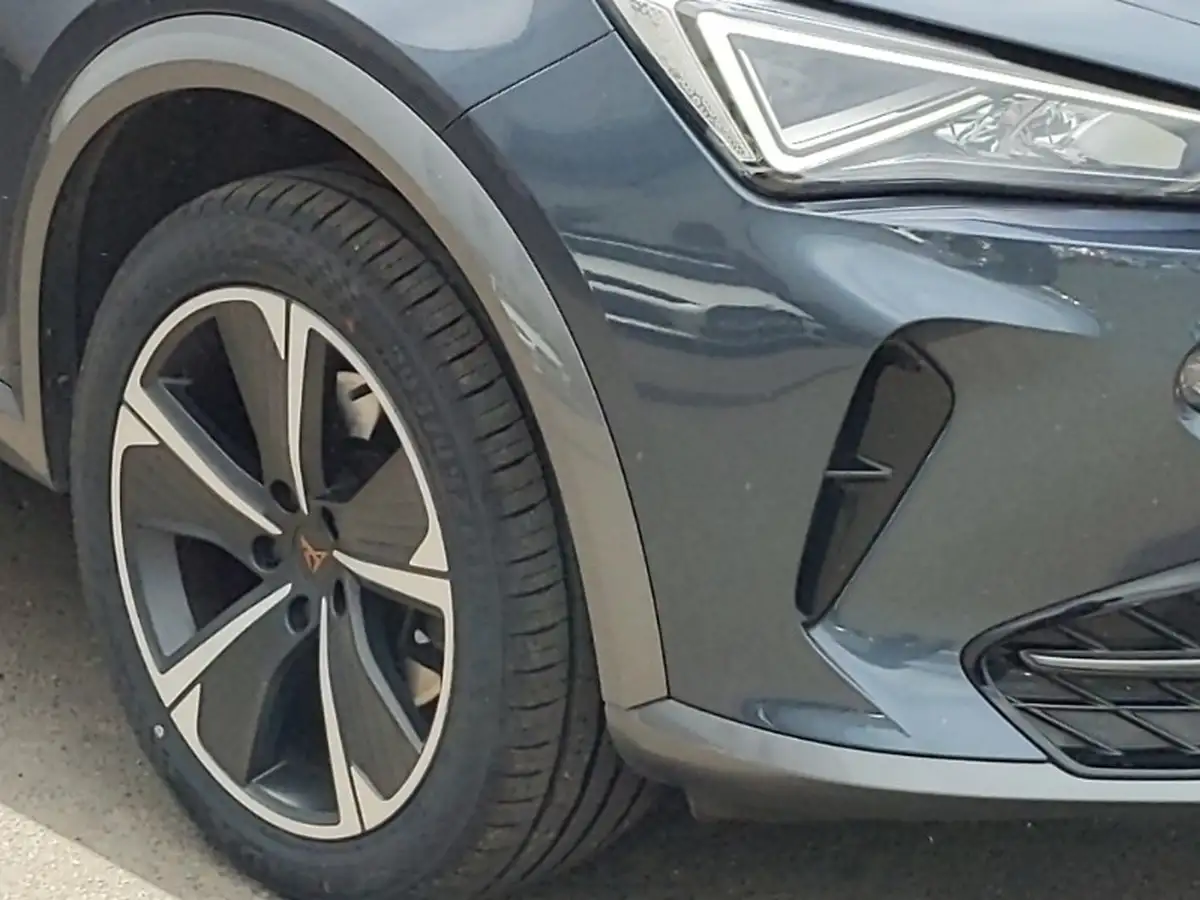 2023-volvo-xc90-20-t8-plus-big-8