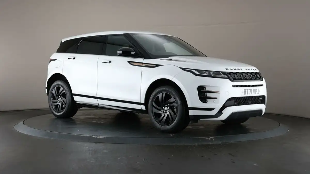 2022-land-rover-range-rover-evoque-15-p300e-r-dynamic-s-big-56
