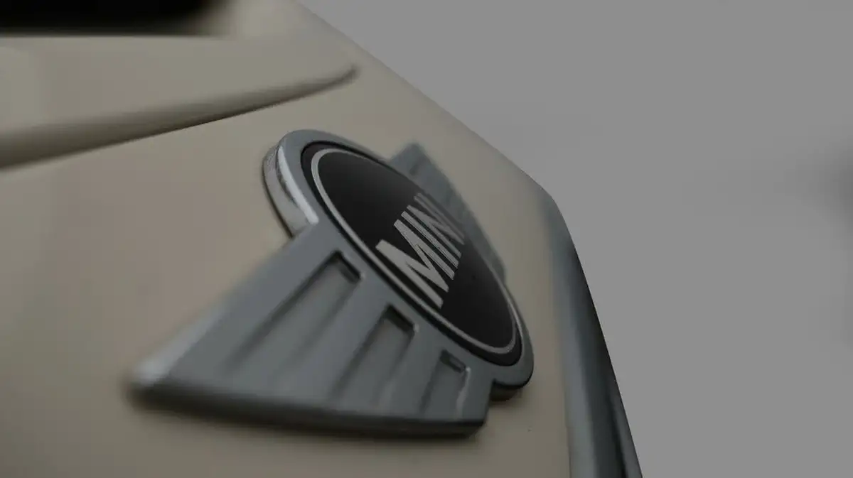2018-mini-cooper-20-cooper-s-series-ii-ss-convertible-2d-big-25