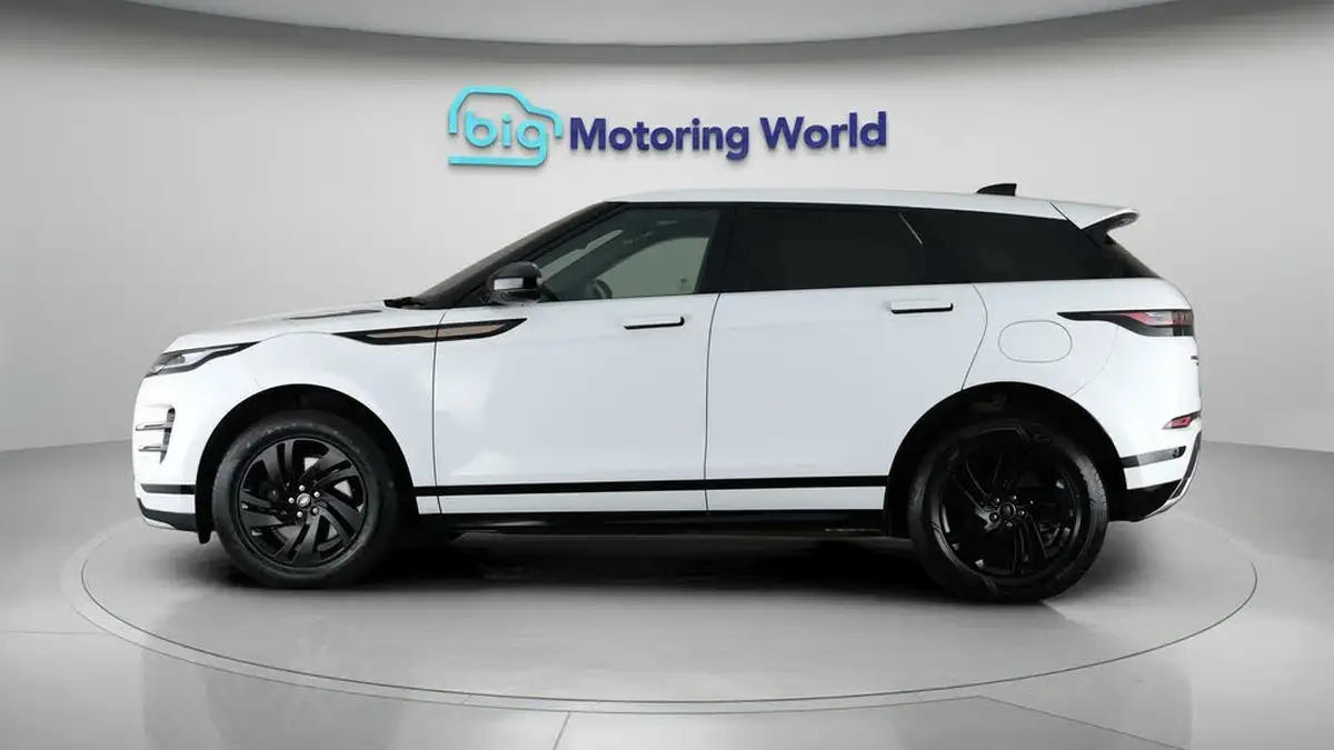 2022-land-rover-range-rover-evoque-15-p300e-r-dynamic-s-big-4