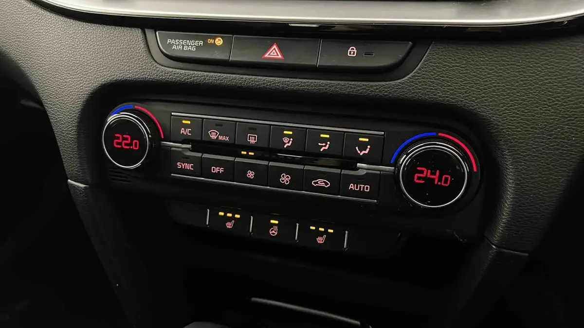 2021-kia-pro-ceed-16-t-gdi-gt-big-19