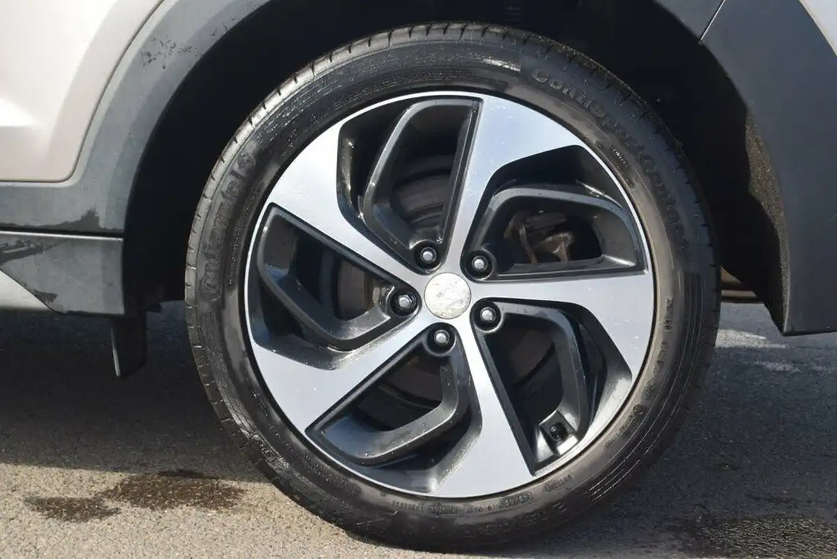 2018-hyundai-tucson-16-t-gdi-sport-edition-dct-big-8