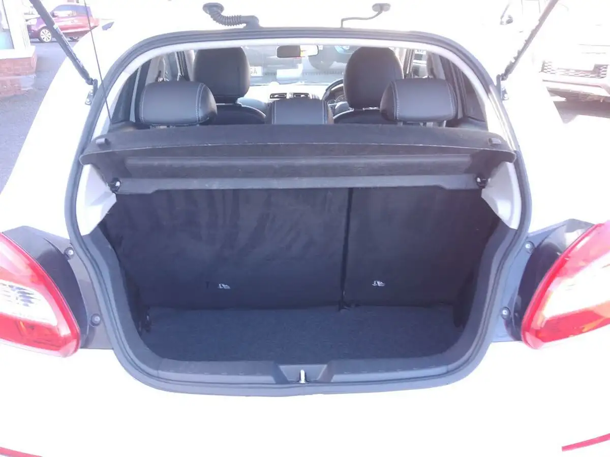 2017-mitsubishi-mirage-12-juro-cvt-big-18