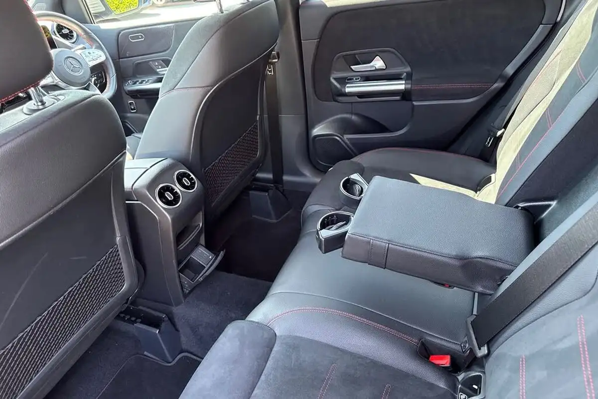 2020-mercedes-benz-b-class-20d-b200d-amg-line-executive-big-32
