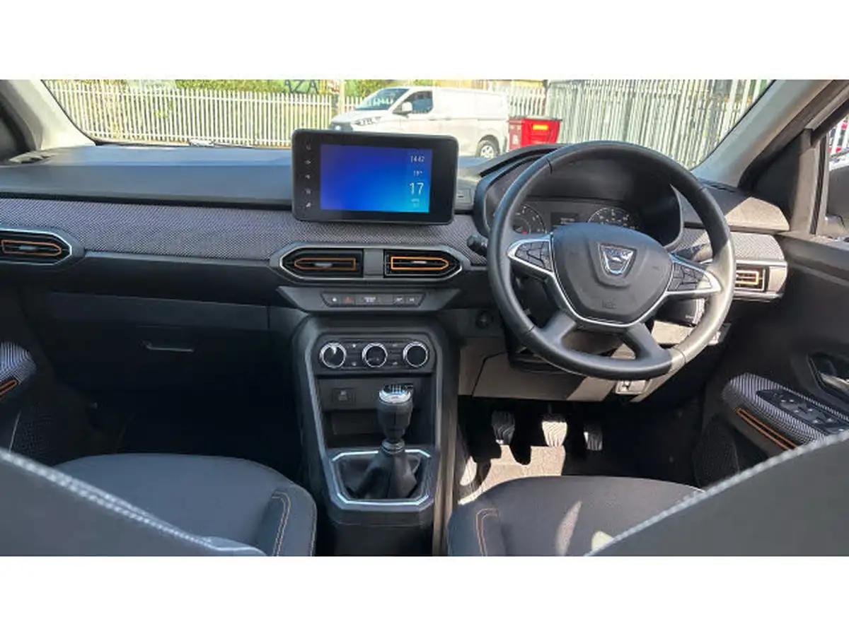 2022-dacia-sandero-stepway-10-tce-prestige-100bhp-bi-fuel-big-9