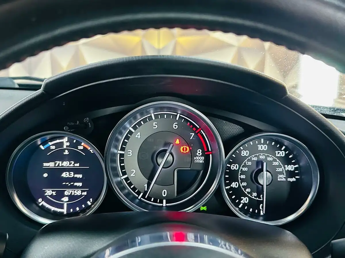 2017-mazda-mx-5-20-se-l-rf-big-43