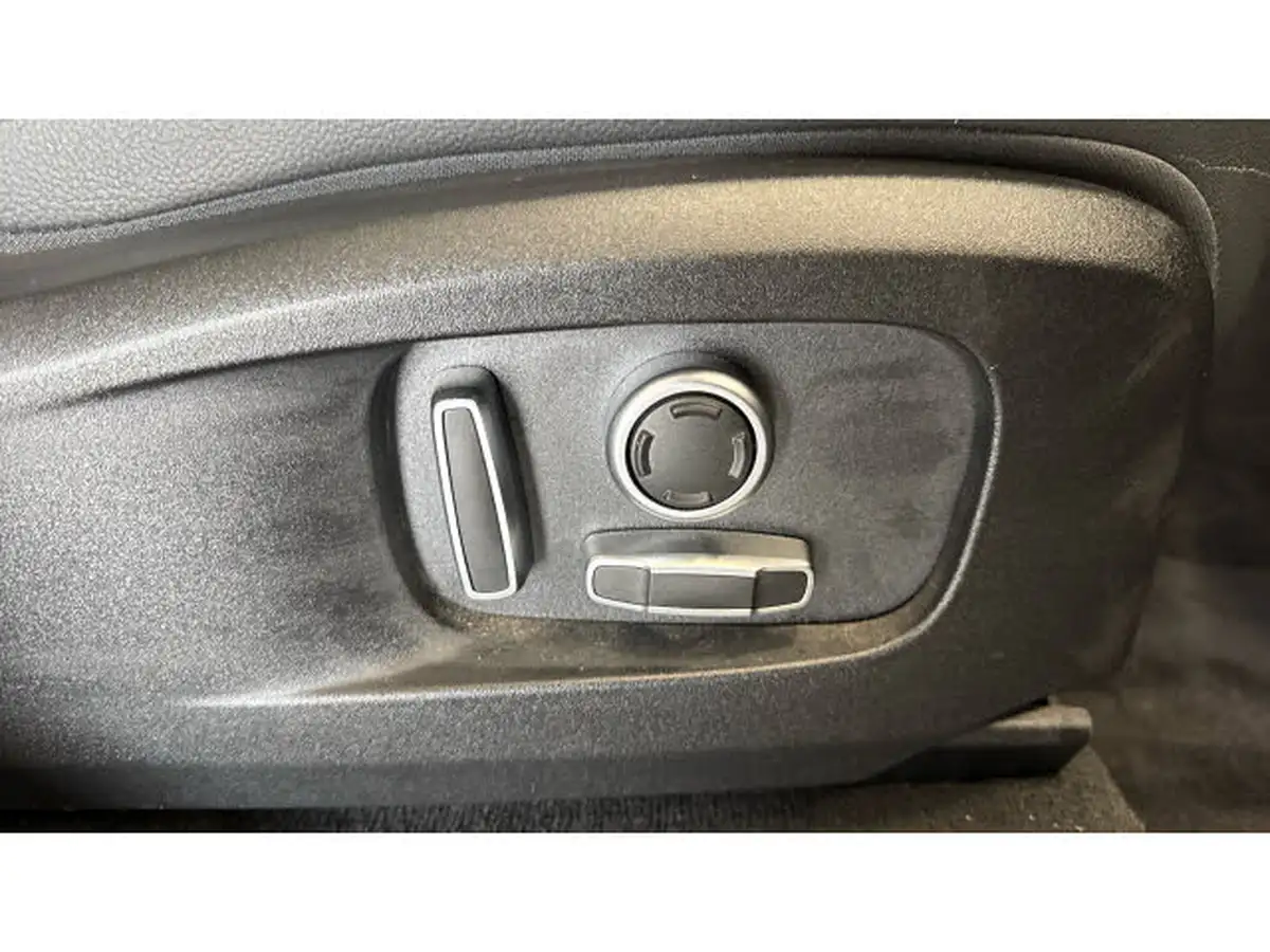 2022-jaguar-f-pace-20-p250-r-dynamic-black-big-24
