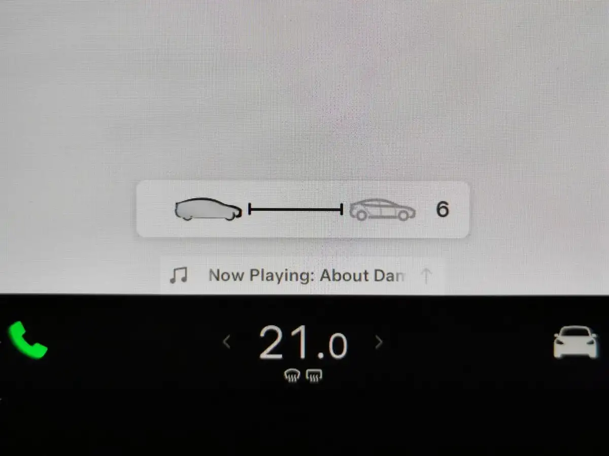 2020-tesla-model-3-e-long-range-big-19