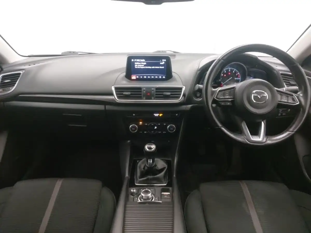 2018-mazda-mazda3-20-sport-nav-120ps-fastback-4d-big-2