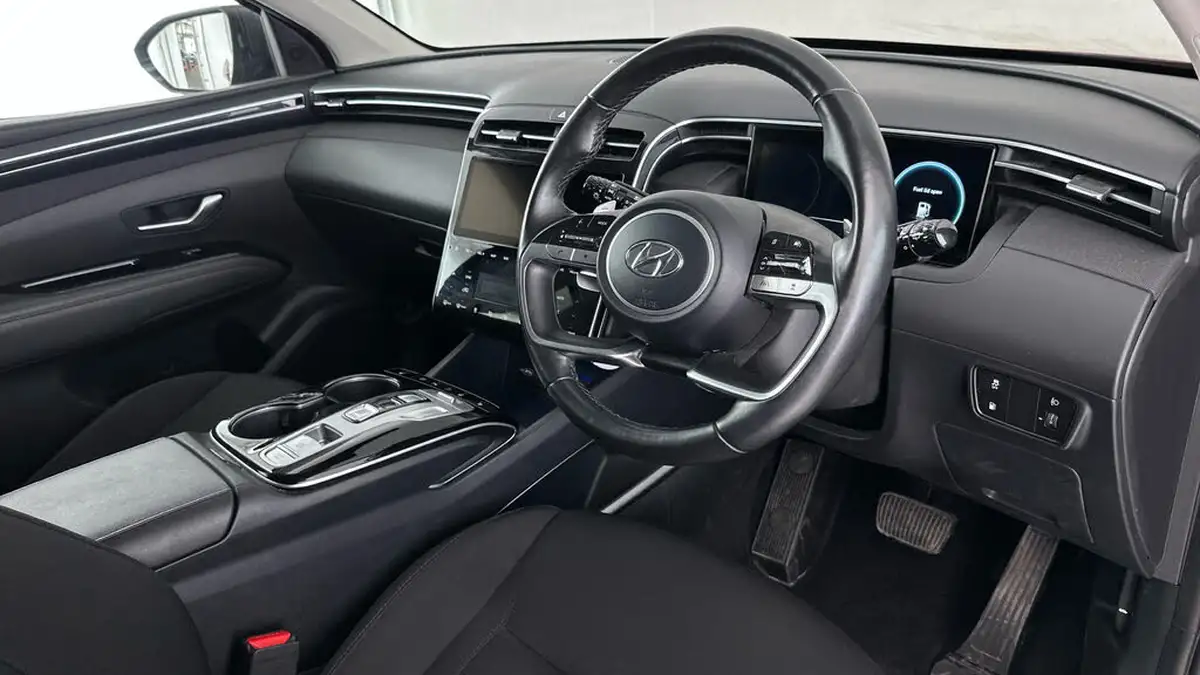 2022-hyundai-tucson-16-t-gdi-premium-265ps-4wd-phev-auto-big-8