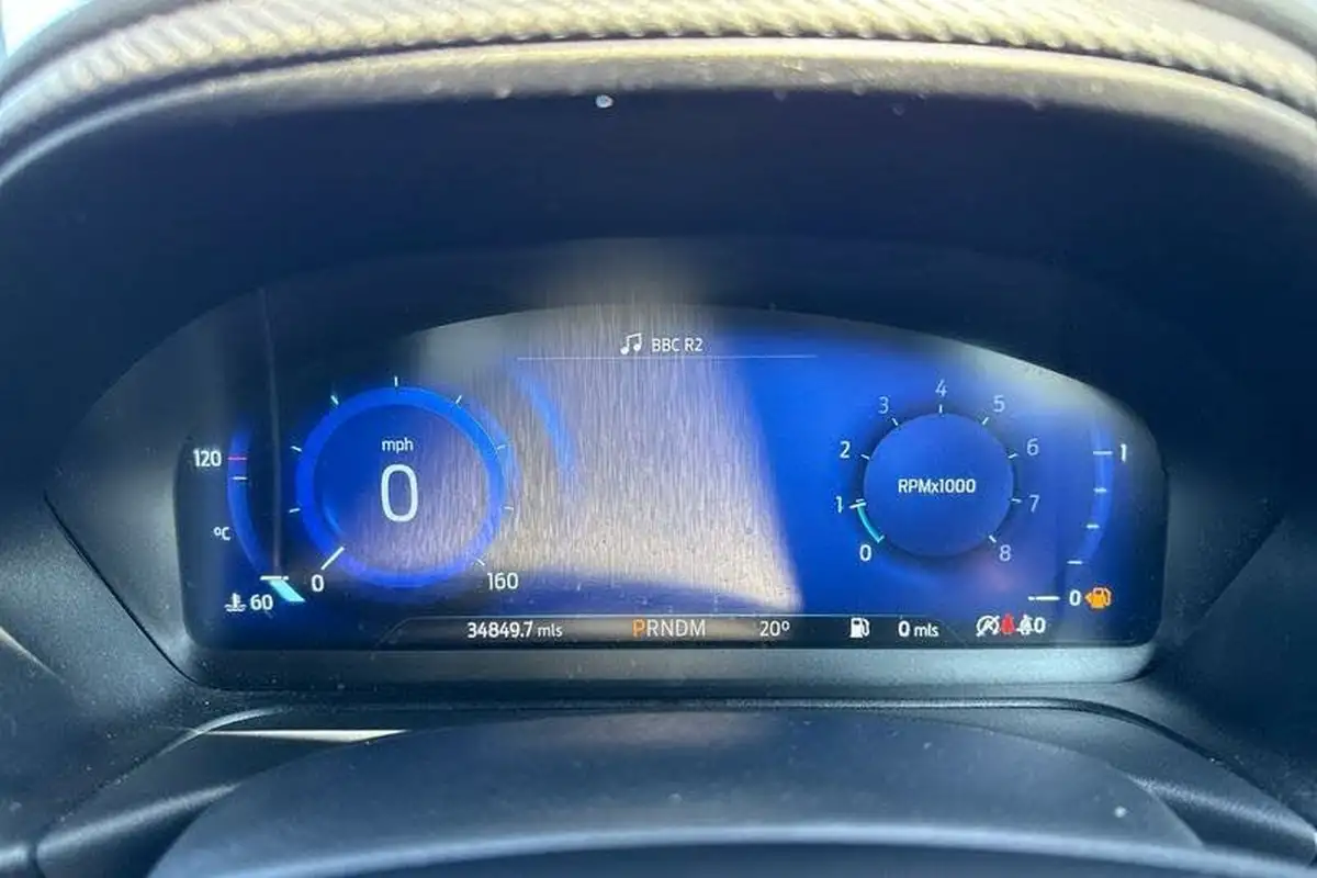 2021-ford-puma-suv-10-st-line-vignale-155ps-hybrid-mhev-auto-big-12