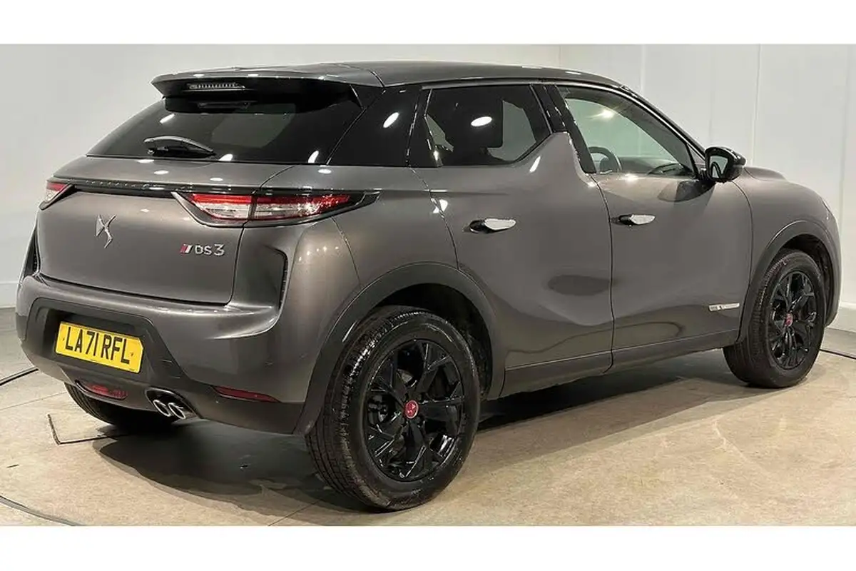 2022-ds-ds-3-crossback-12-puretech-performance-line-130ps-eat8-big-7