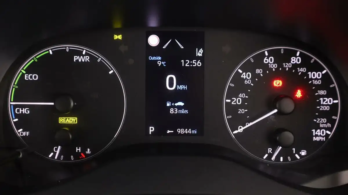 2022-toyota-yaris-15-vvt-i-icon-big-9