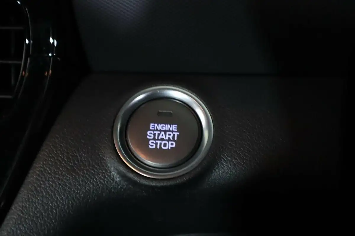 2021-hyundai-ioniq-16-gdi-premium-hybrid-big-18