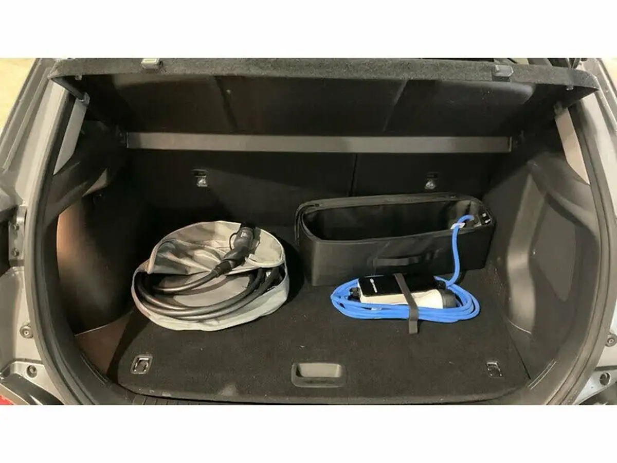 2021-hyundai-kona-e-premium-204ps-big-6