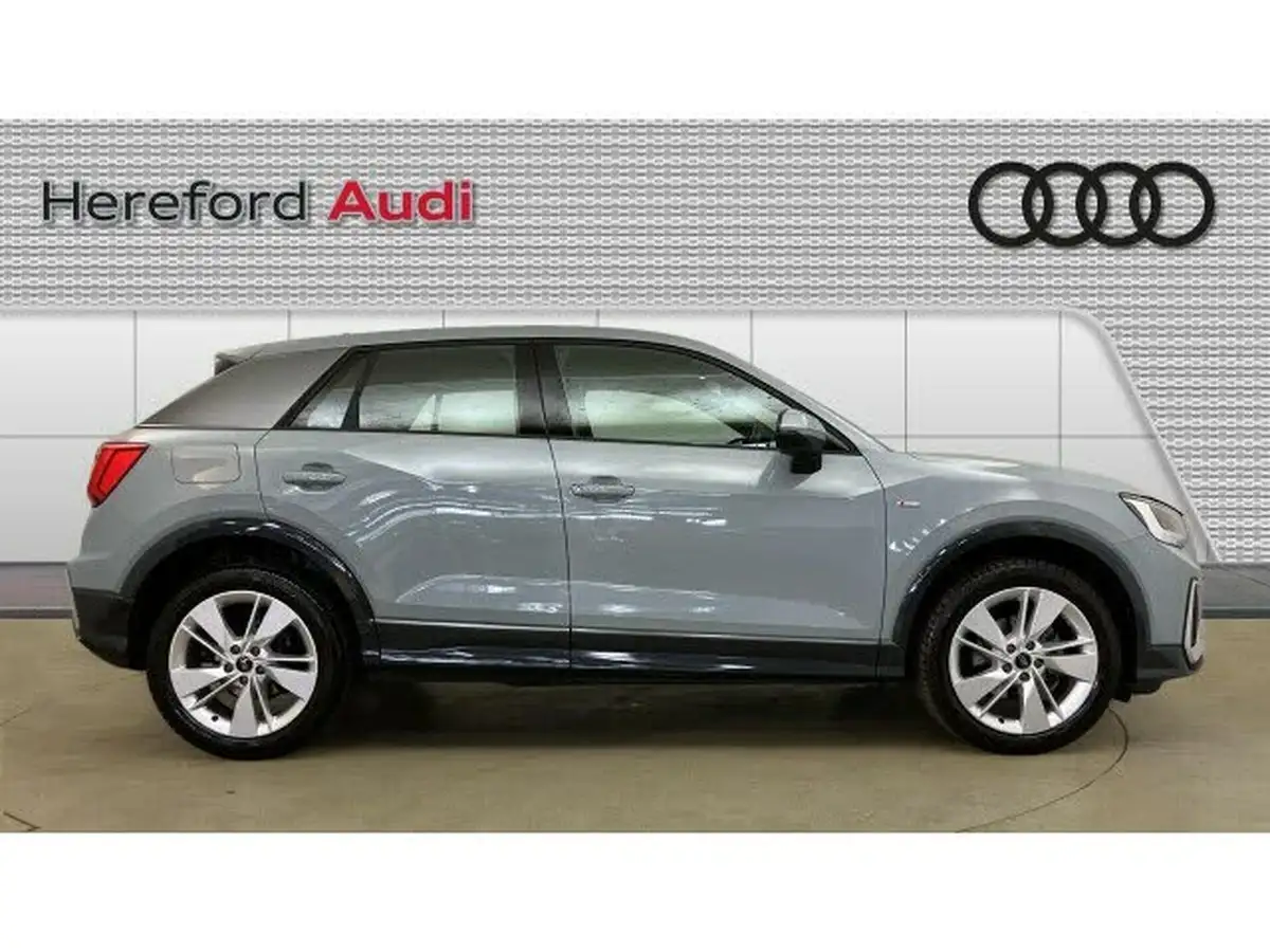 2023-audi-q2-15-35-tfsi-s-line-tronic-big-3