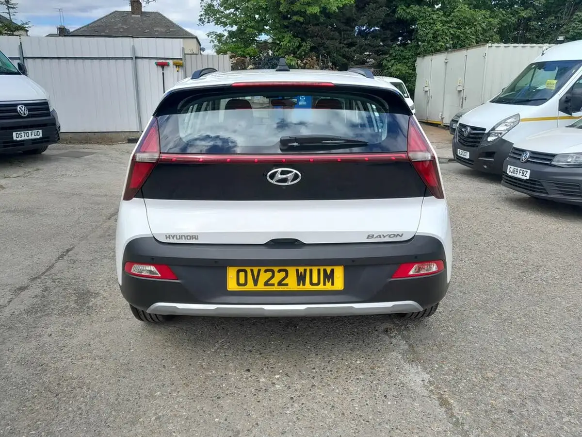 2022-hyundai-bayon-10-t-gdi-se-connect-dct-big-4