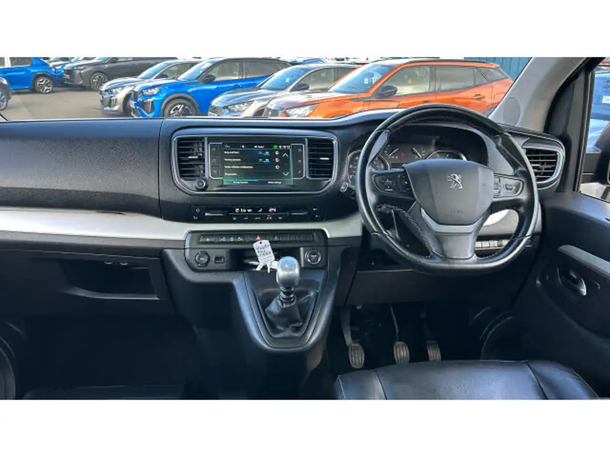 2018-peugeot-traveller-20-bluehdi-business-vip-20bluehdi-150ps-standardss-big-9