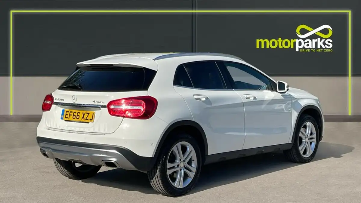 2016-mercedes-benz-gla-class-20-gla-250-sport-premiumss-7g-dct-big-2