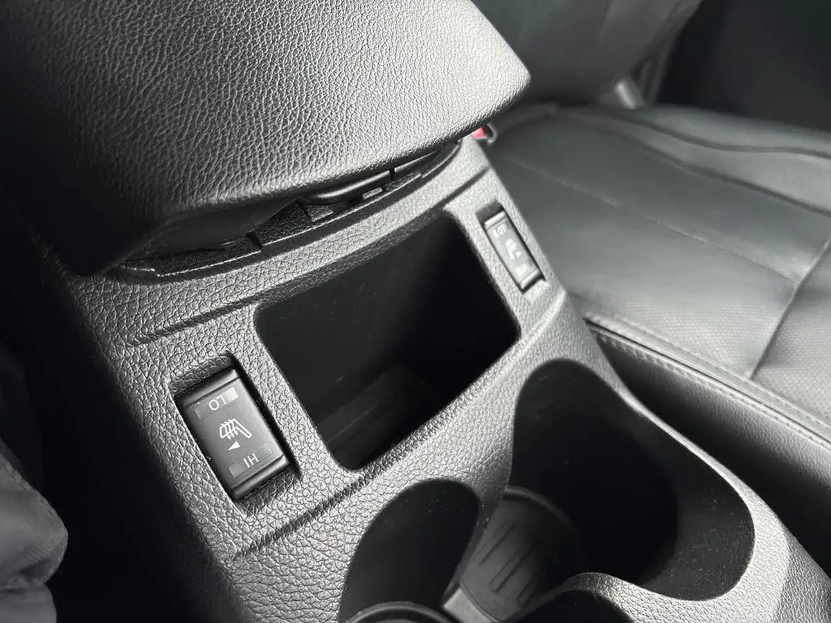 2016-nissan-qashqai-15dci-tekna-big-26