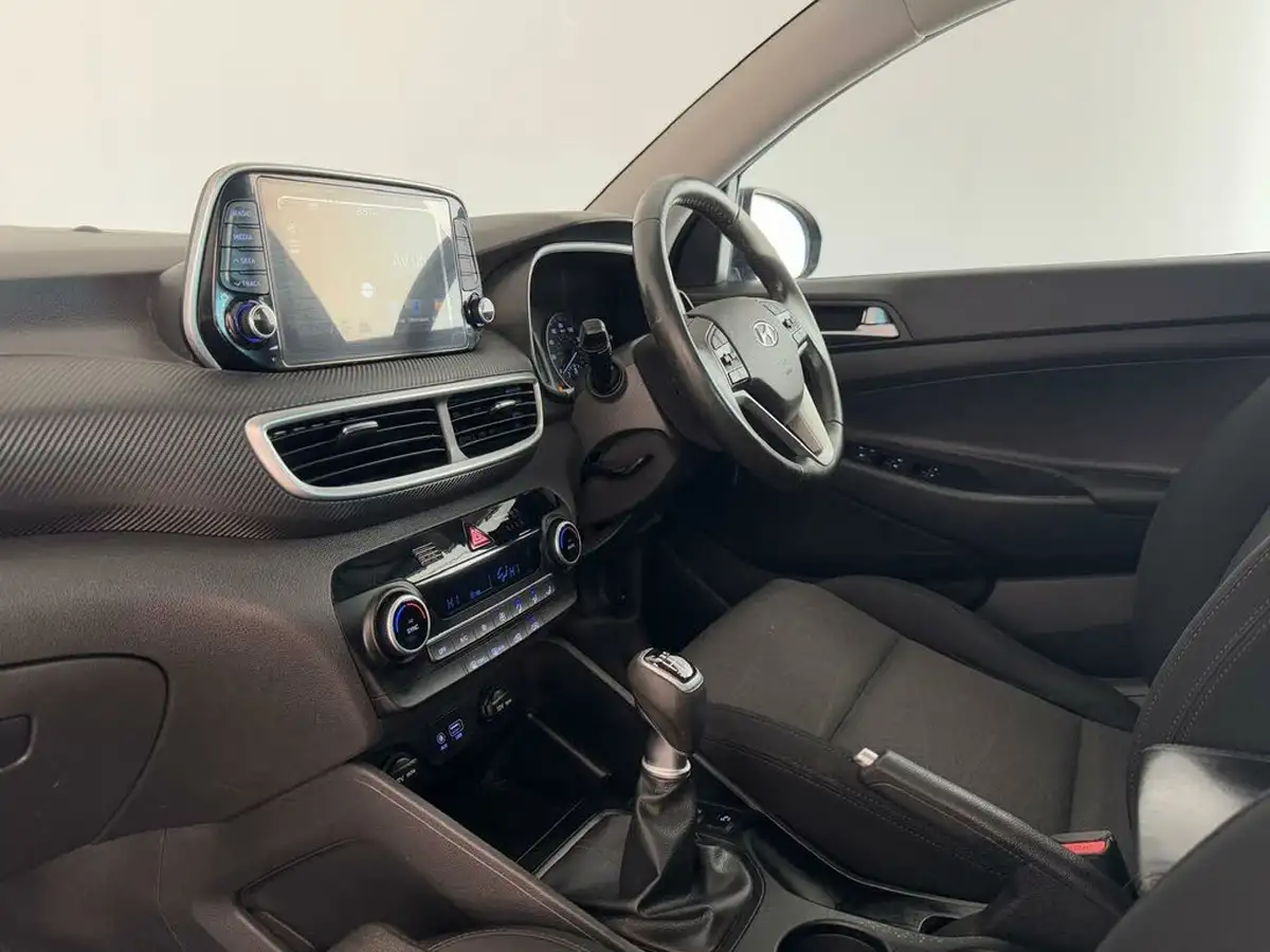 2020-hyundai-tucson-16-gdi-se-nav-big-8