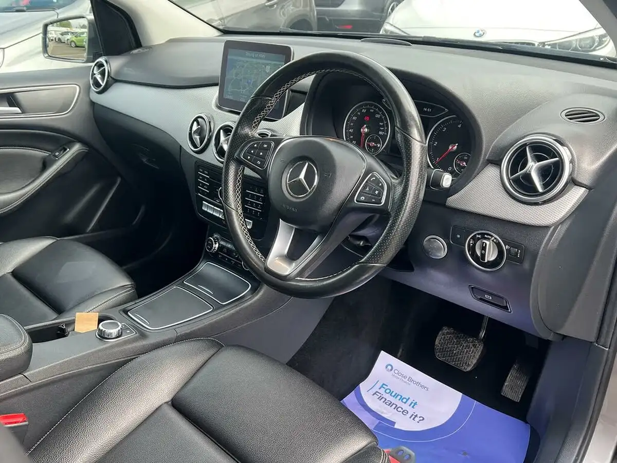2017-mercedes-benz-b-class-15d-b180-sport-executive-7g-dct-big-24