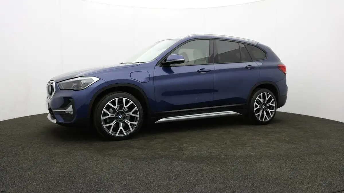 2021-bmw-x1-15-xdrive-25e-phev-xline-big-55