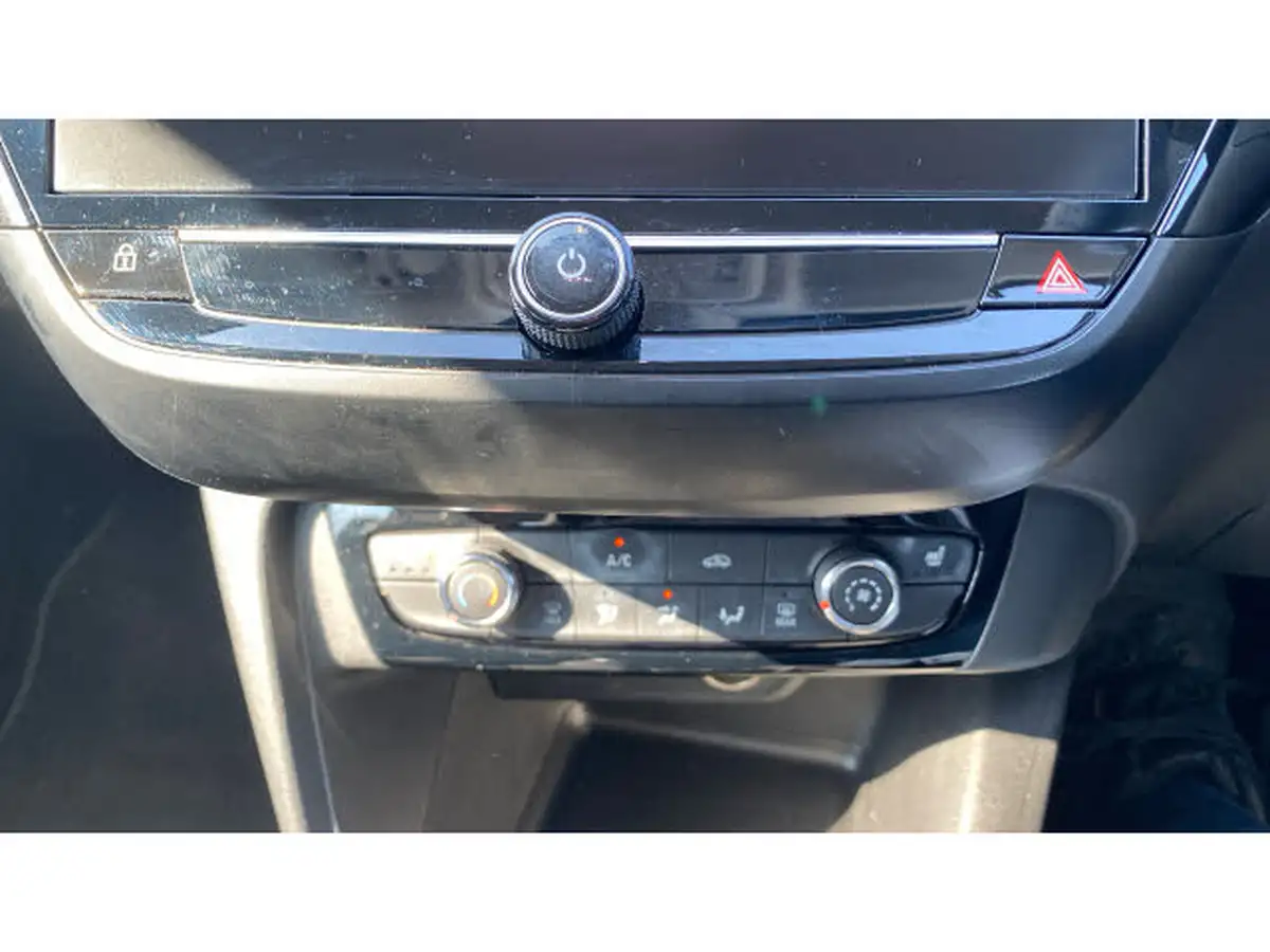 2021-vauxhall-corsa-12i-elite-big-35