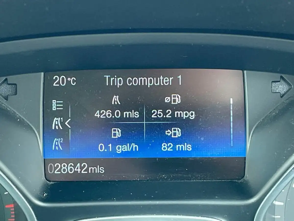 2016-ford-c-max-10-titanium-125ps-big-15