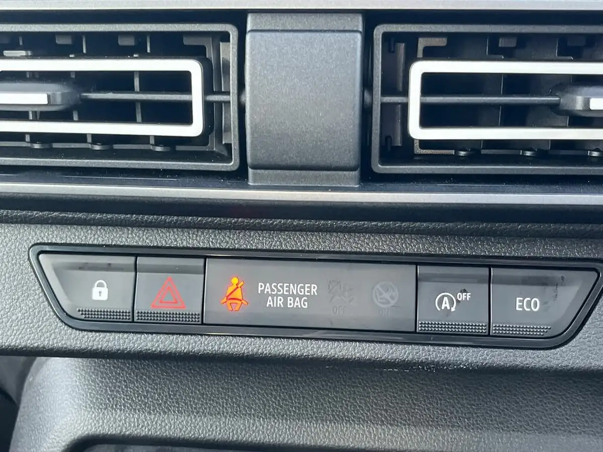 2024-dacia-sandero-10-tce-expression-90bhp-big-23