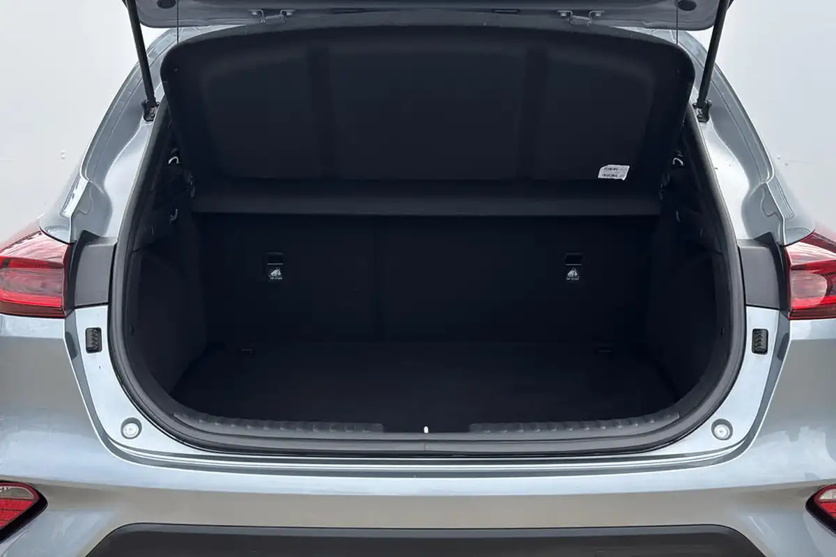 2022-kia-xceed-15-t-gdi-3-big-17
