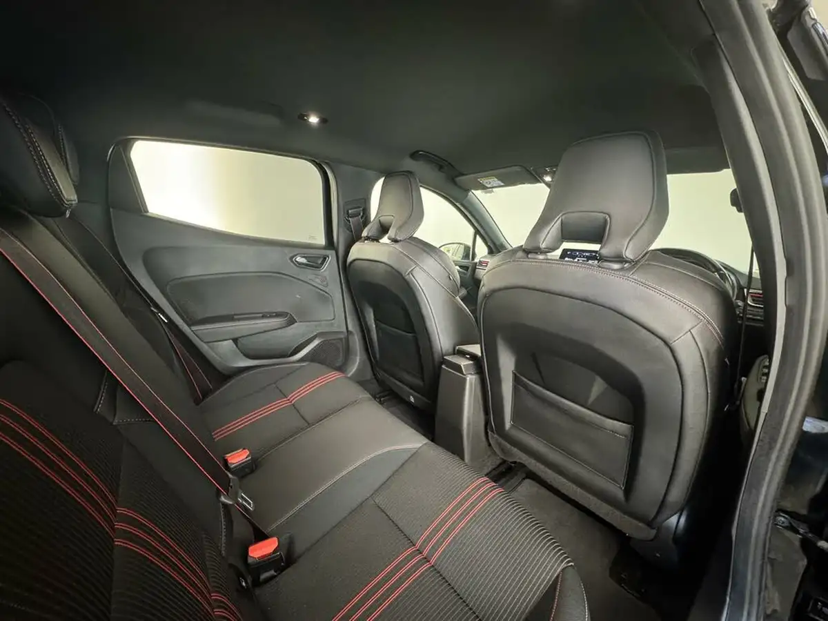 2022-renault-clio-10-tce-rs-line-rs-line-big-15