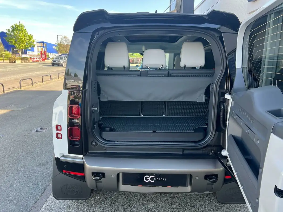2025-land-rover-90-defender-30-d350-x-dynamic-se-big-77