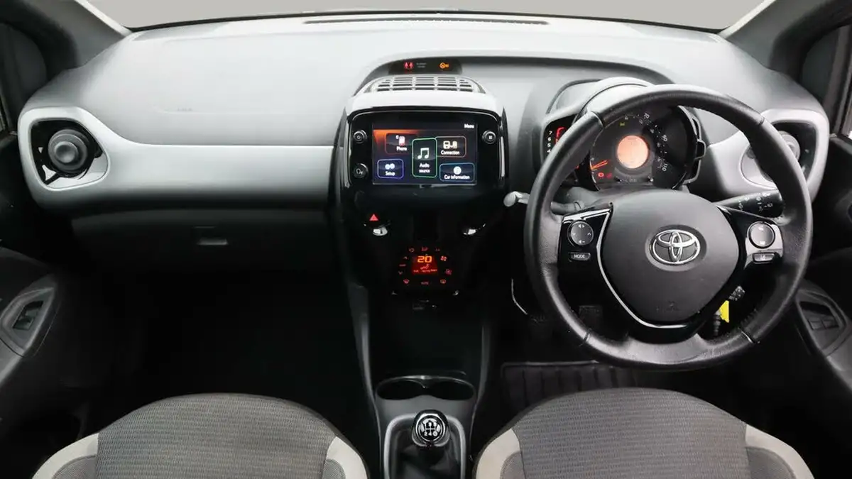 2021-toyota-aygo-10-vvt-i-x-trend-tss-big-13
