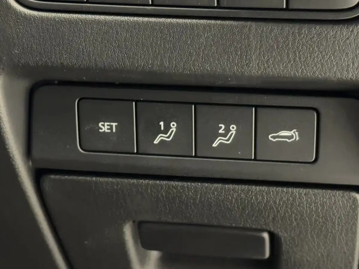 2025-mazda-cx-60-25-e-skyactiv-homura-convenience-panoramic-sunroof-big-19