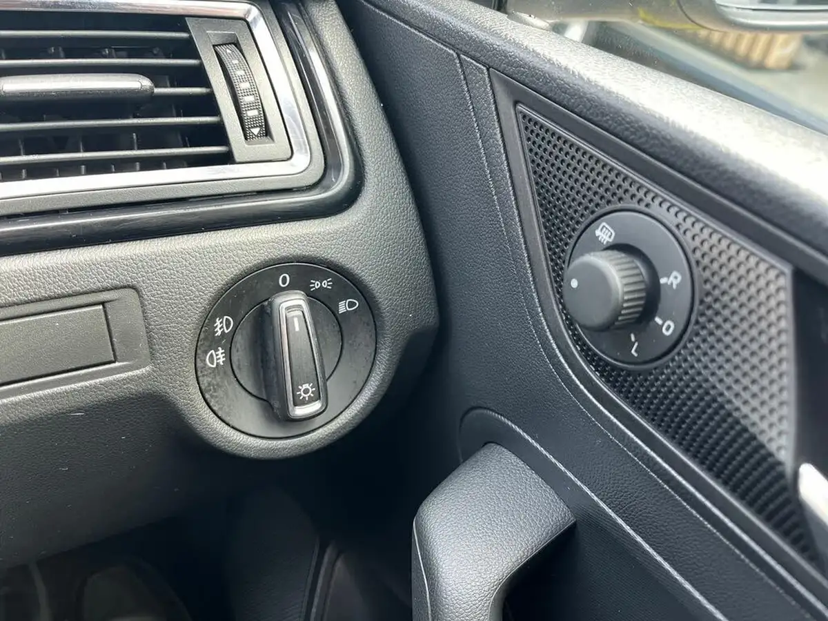 2018-seat-toledo-10-tsi-xcellence-big-23