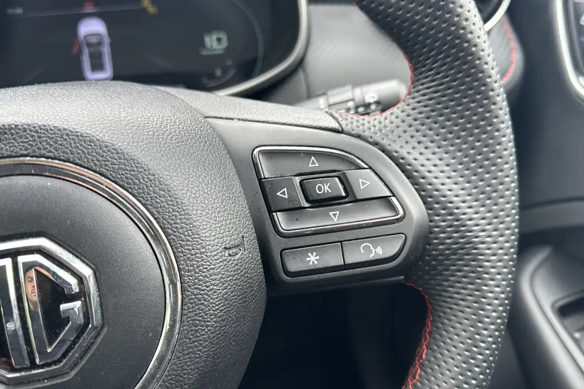 2024-mg-zs-suv-10t-gdi-exclusive-auto-big-16