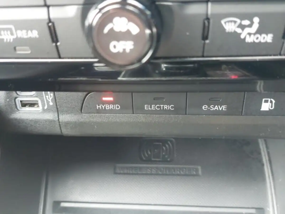 2024-jeep-compass-13-gse-s-big-17