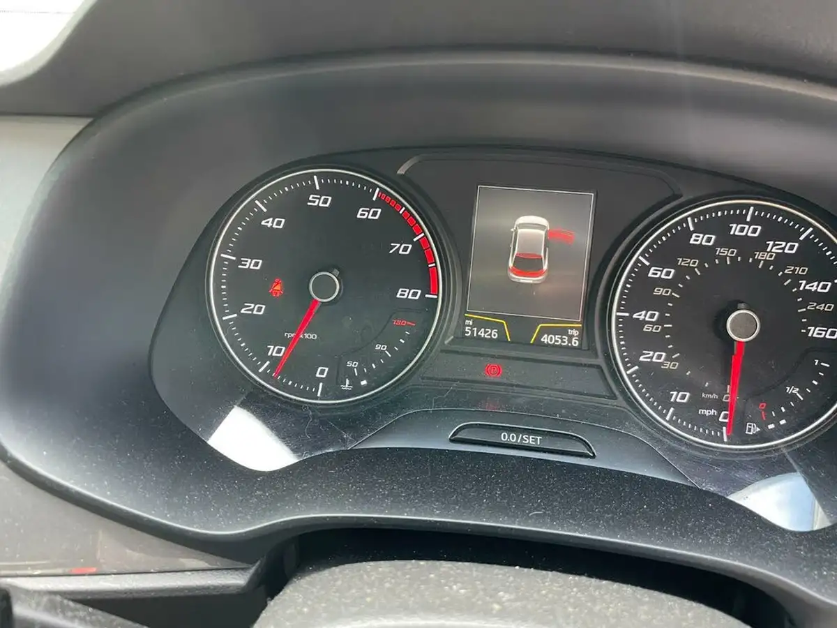 2016-seat-leon-14-ecotsi-fr-titanium-big-9